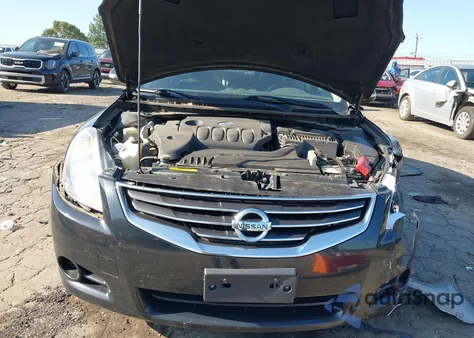 2011 Nissan Altima 2.5 S z USA, uszkodzony, nr VIN 1N4AL2AP3BN434640